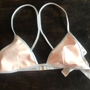 Forever 21 Swim - New forever 21 bikini top triangle M Forever 21 Swim - New forever 21 bikini top triangle M
